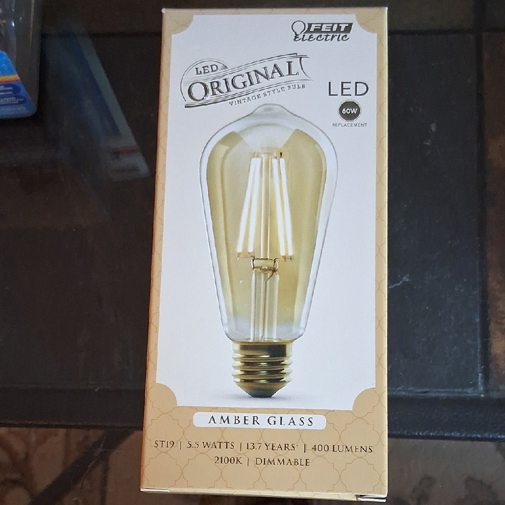 VINTAGE STYLE BULB